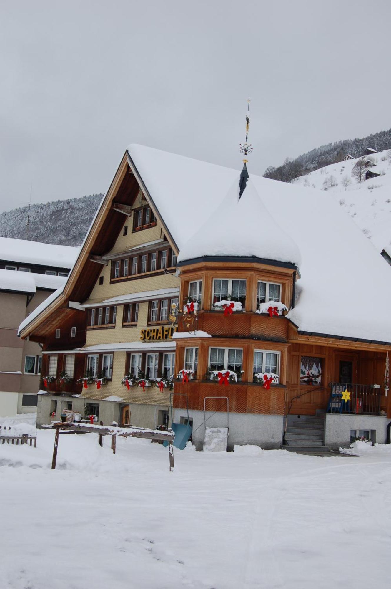 Gasthaus Schaefli Alt St. Johann Ngoại thất bức ảnh