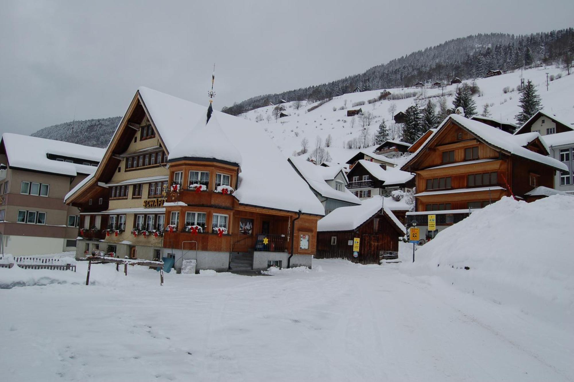 Gasthaus Schaefli Alt St. Johann Ngoại thất bức ảnh